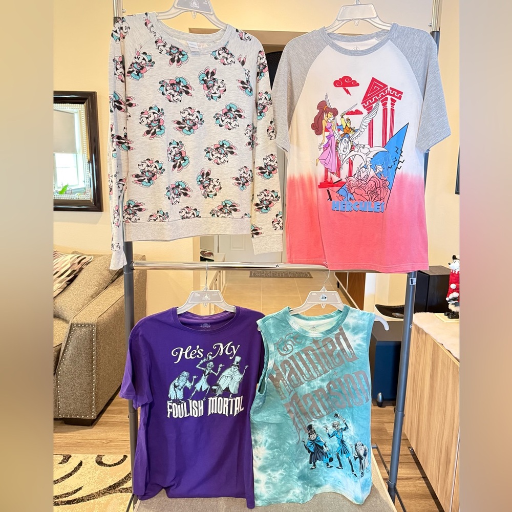 Disney Women’s Lot of 4 Shirts Tops Size Medium